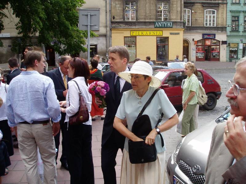 image26