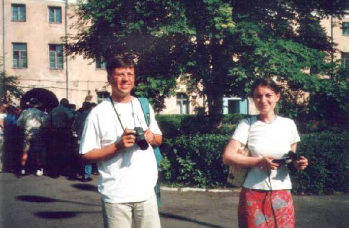 Oyka, Dominik i Lali