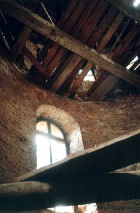 Baszta, kaplica